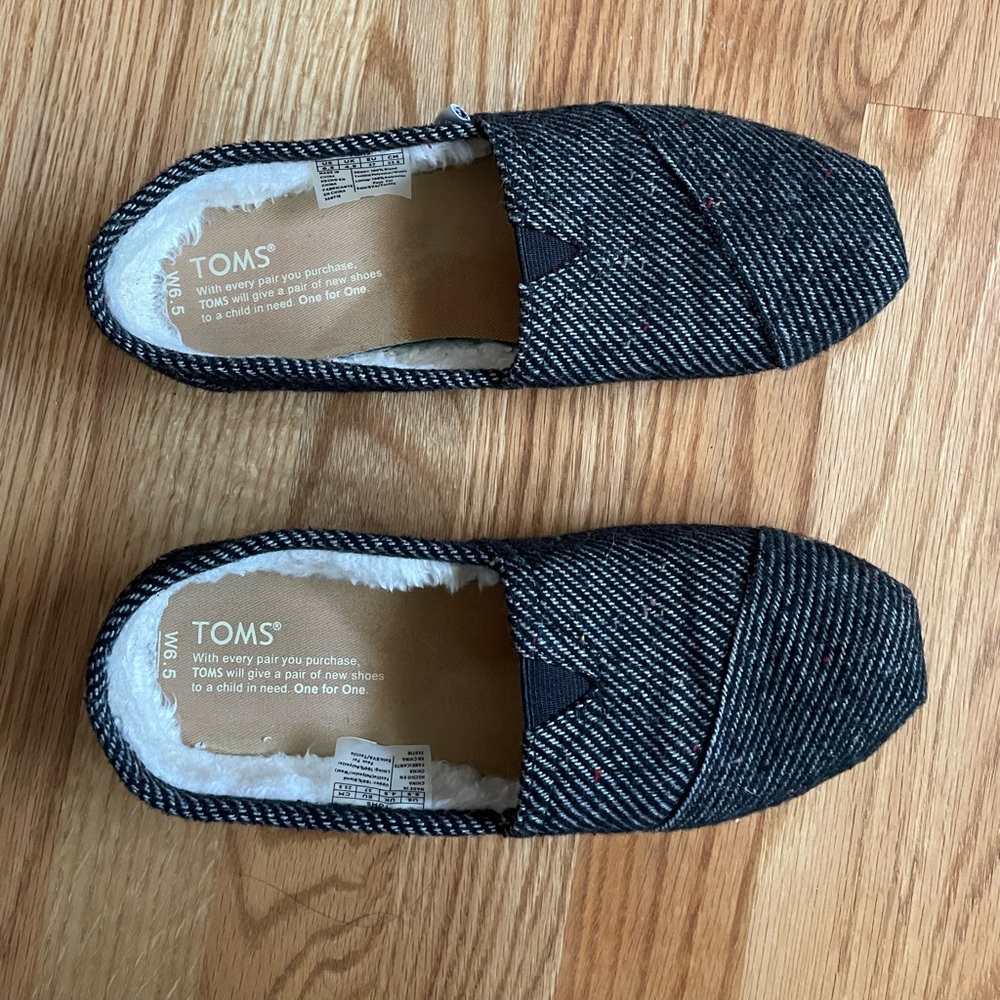 TOMS alpargata size 6.5